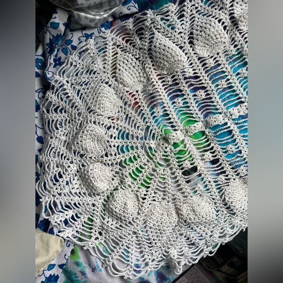 Vintage Handmade Doily / Altar Cloth - Picture 3 of 9